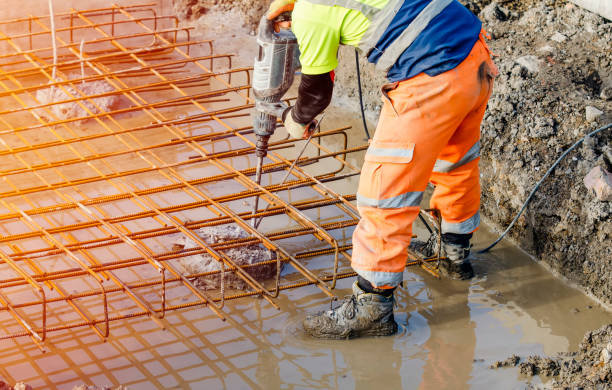 Best Custom Concrete Contractor  in Emerald Bay, TX
